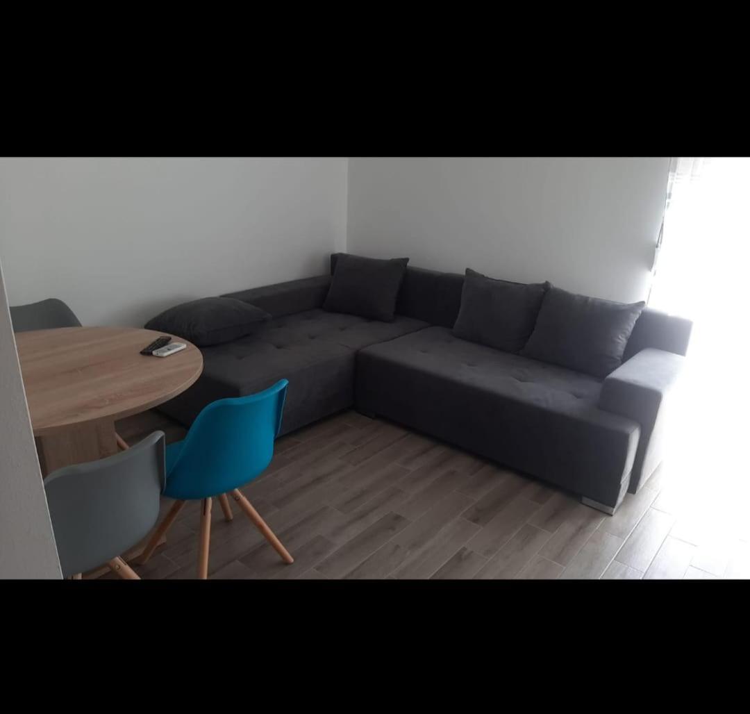 Apartmani Mabele Pag Town Exteriör bild